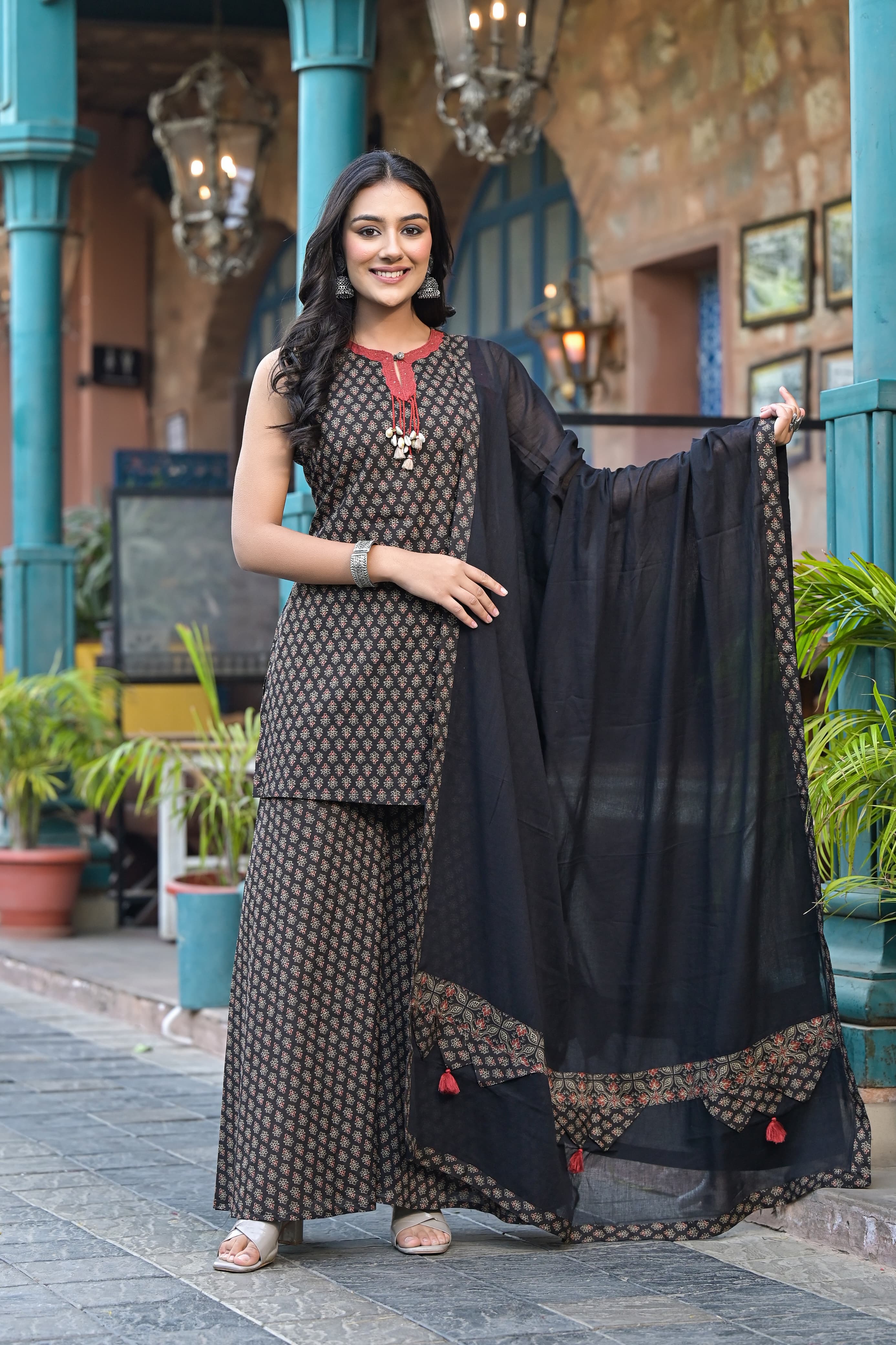 Sleeveless Cotton Printed Short Kurta with Loose Palzzo and pure cotton Dupatta(Sleeves Inside Given)