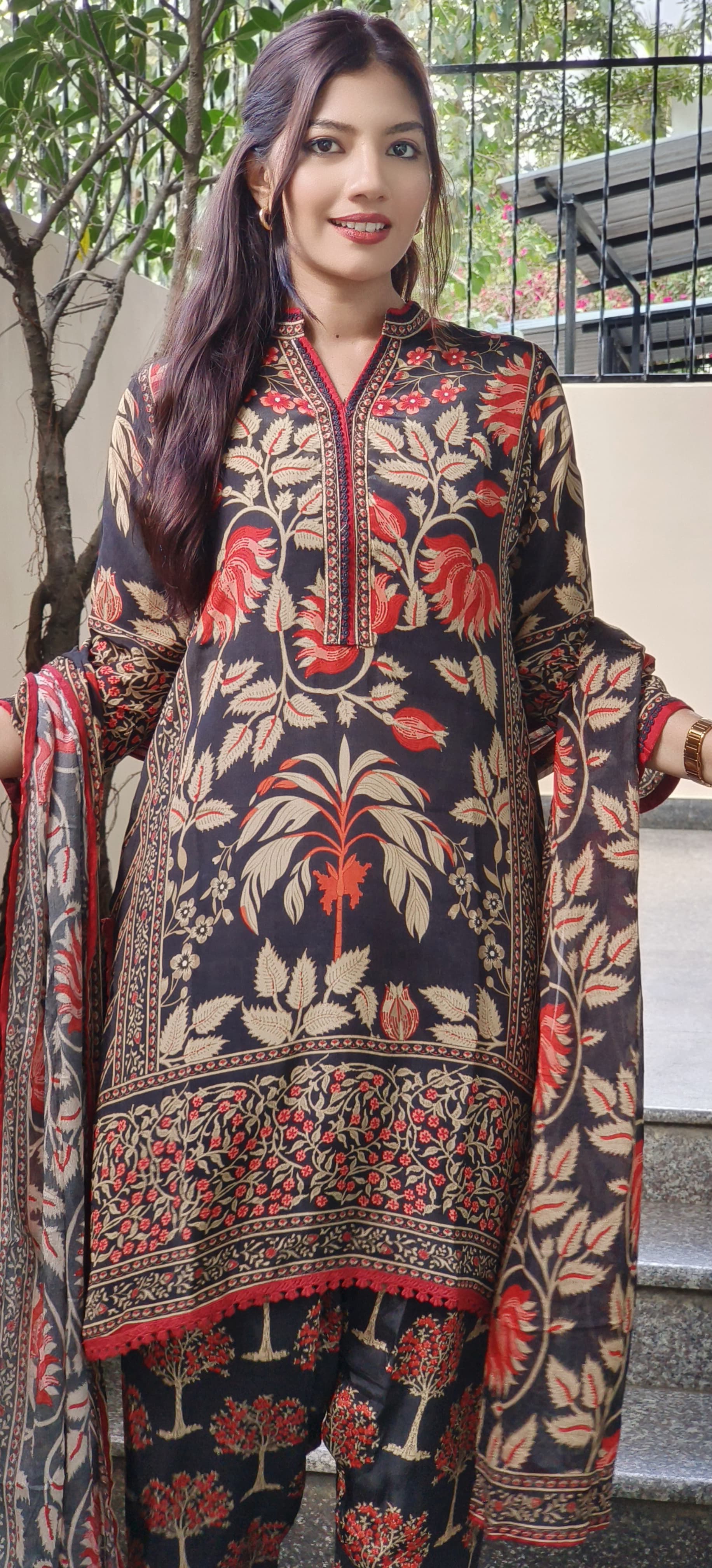 Stunning Pure Crepe Floral Printed Full Suit Set for Effortless Elegance-08815