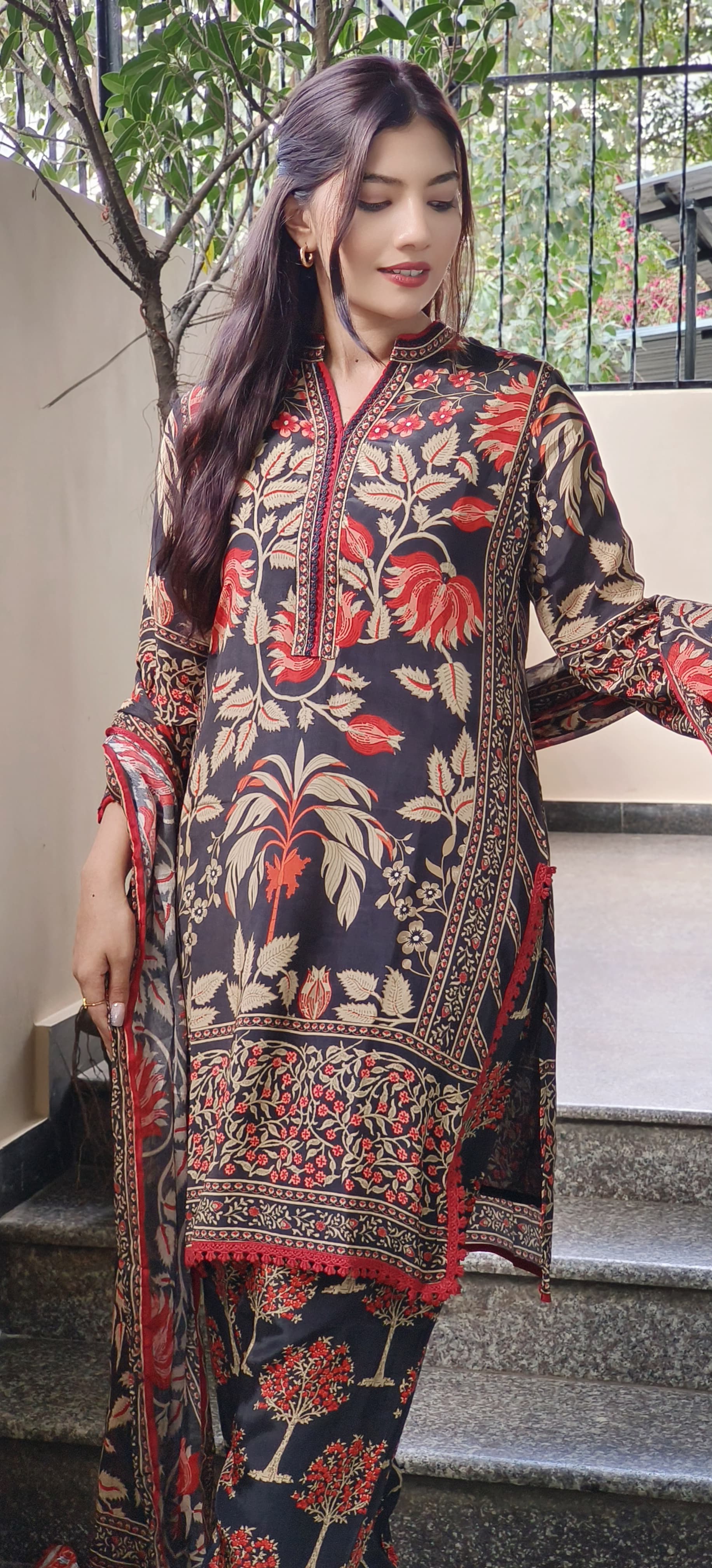 Stunning Pure Crepe Floral Printed Full Suit Set for Effortless Elegance-08815