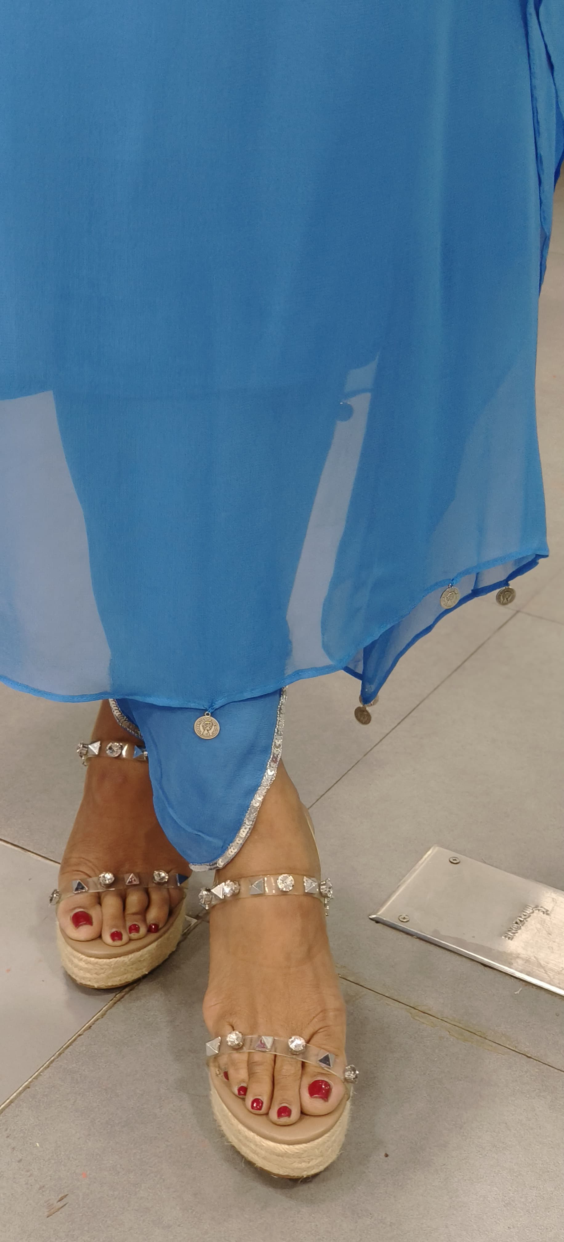 Gorgette Coin and mirror Embroidered Kaftan With inner and Tulip Bottom Dispatching After 15 Days 9548