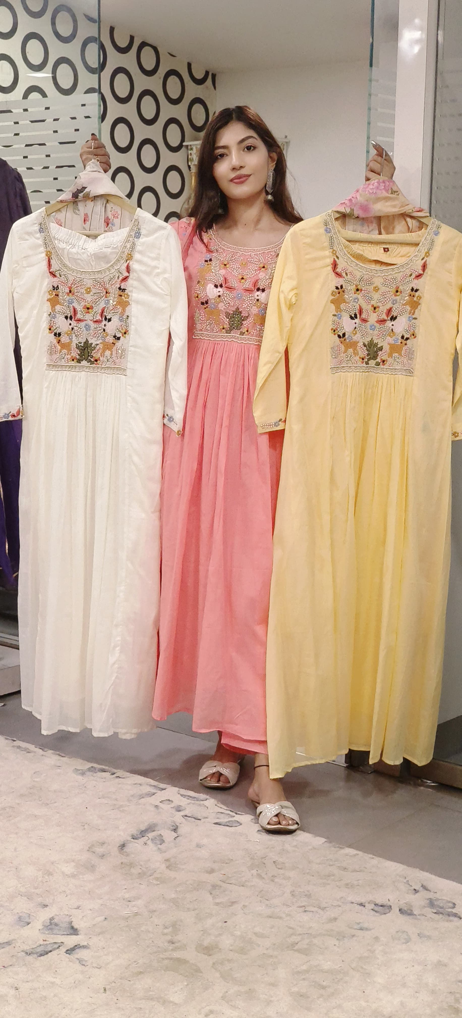 Floral  Preal Embroidered  Work  Mull Cotton Kurta Pant With Floral Dupatta  Set-