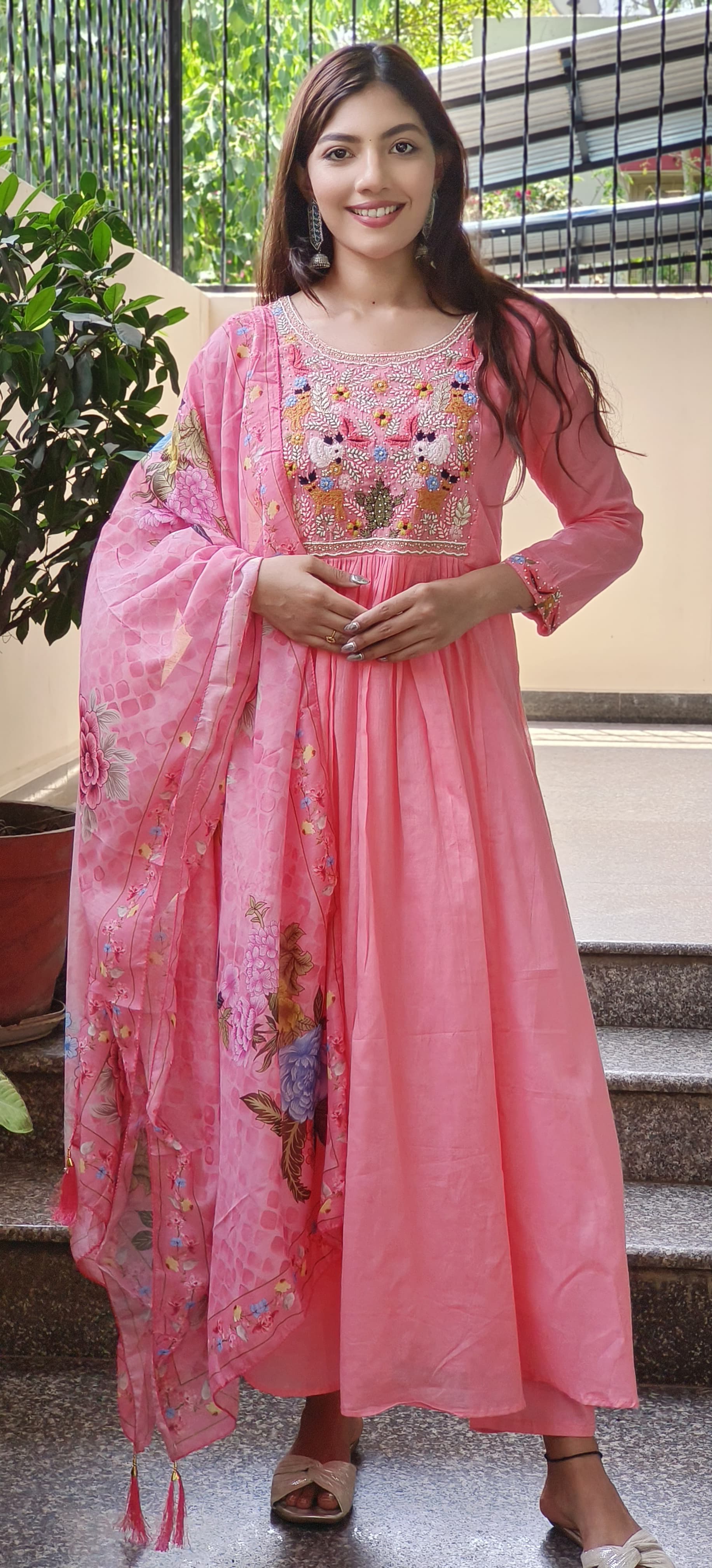 Floral  Preal Embroidered  Work  Mull Cotton Kurta Pant With Floral Dupatta  Set-