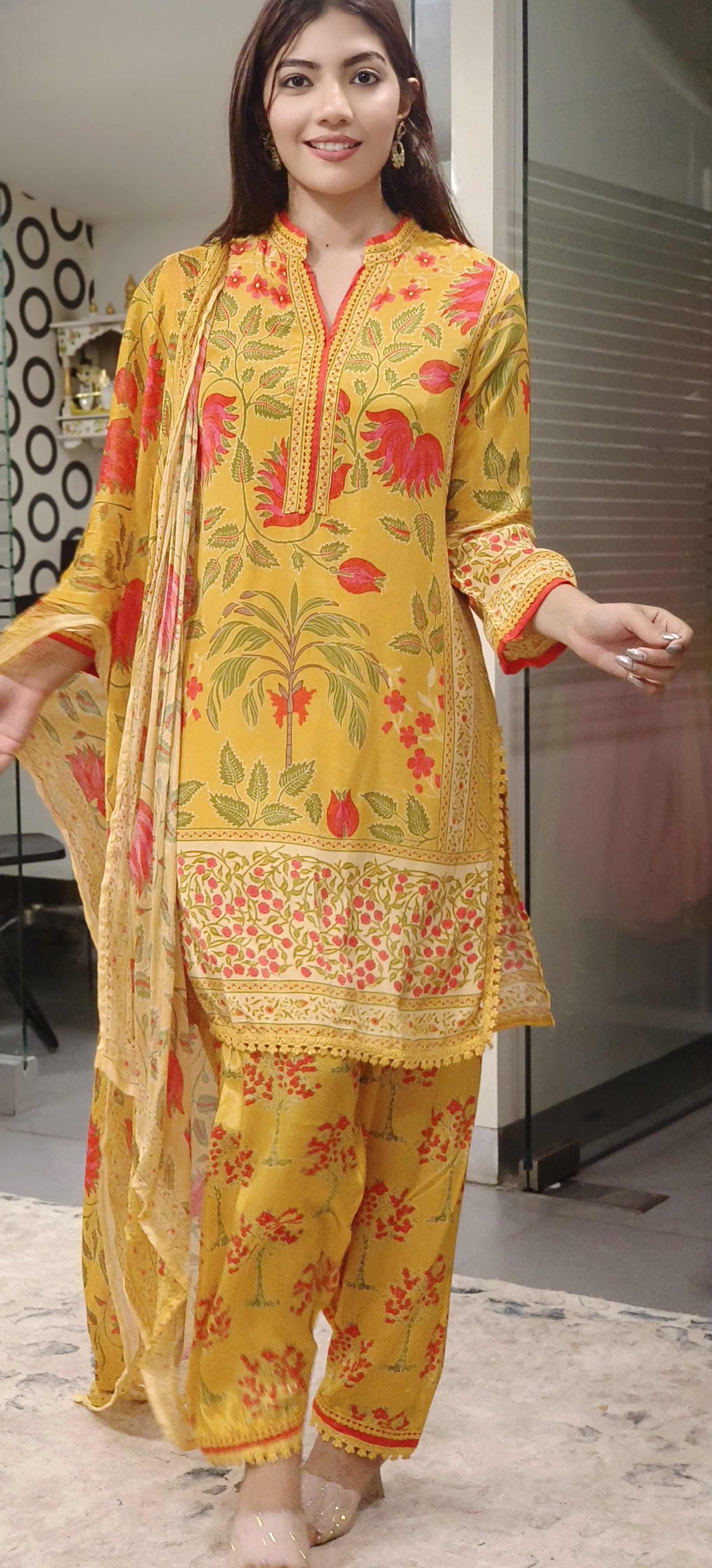 Floral Print Pure Crepe Kurta with Sal Full Suit with Salwar Style Bottom Chinon Dupatta 09719