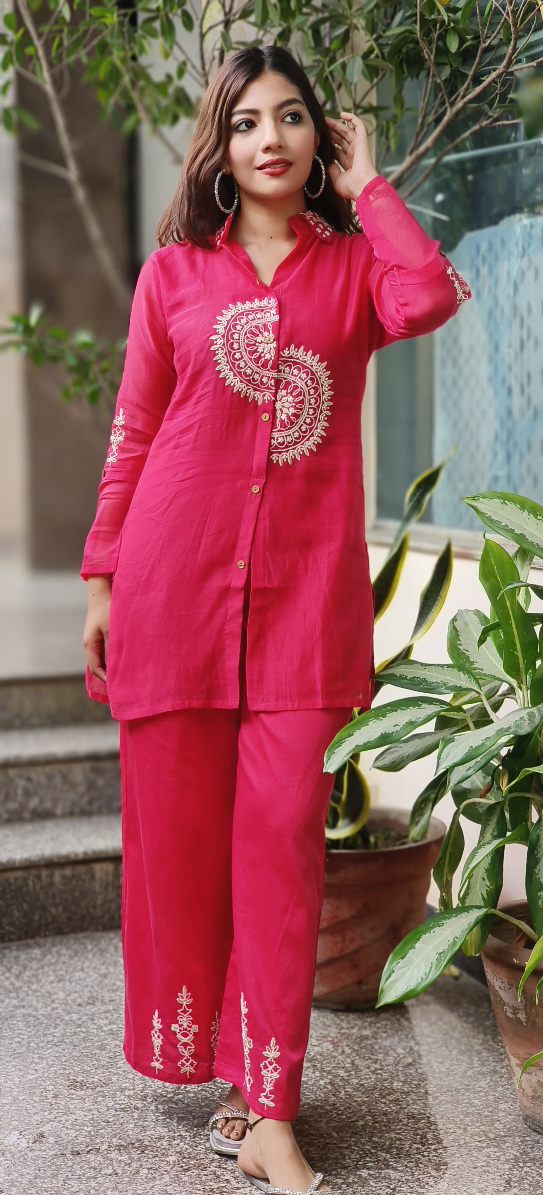 Floral Thread Embroidered Handwork Collared Co-Ord Set In Mul Chanderi