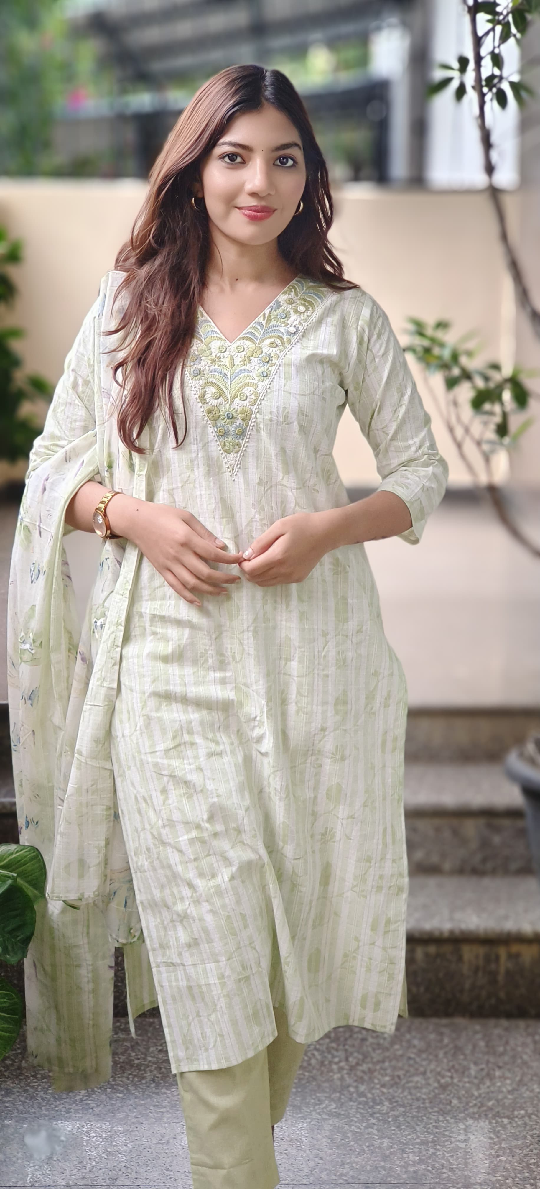 Thread Embroidered V-Neck Daily Wear Full Suit Set In Cotton Fabric- 09688