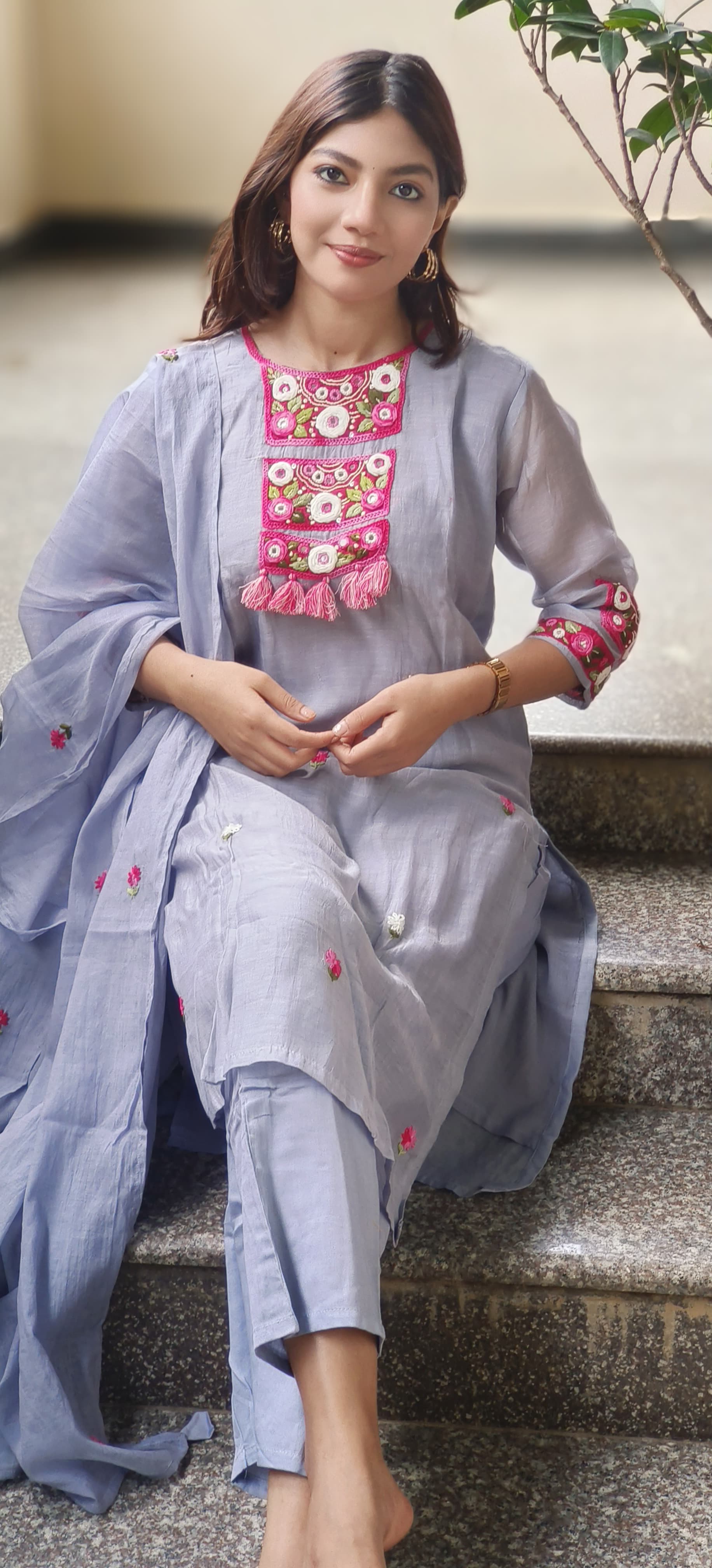 Mul Chanderi Coiled Thread Work Straight Full Suit Set With Dupatta