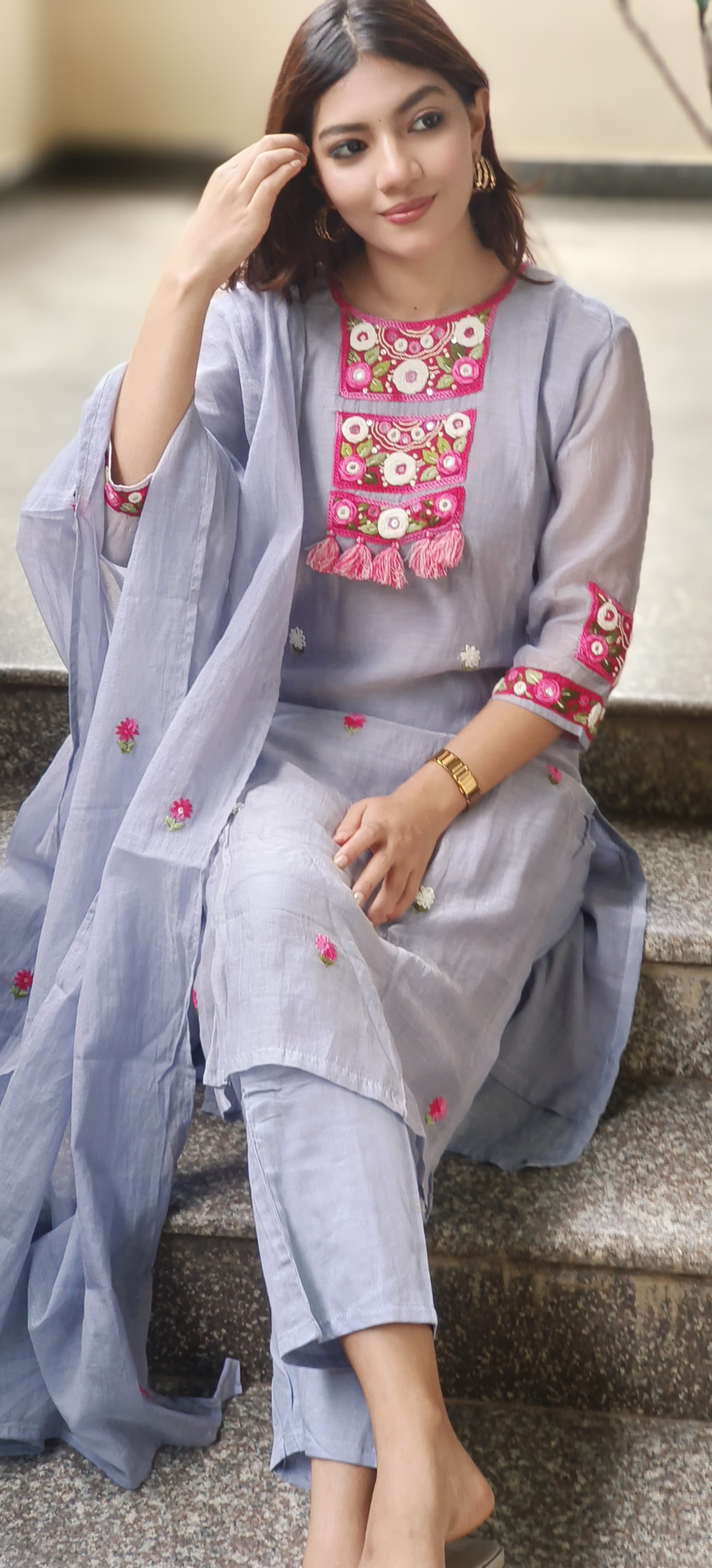 Mul Chanderi Coiled Thread Work Straight Full Suit Set With Dupatta