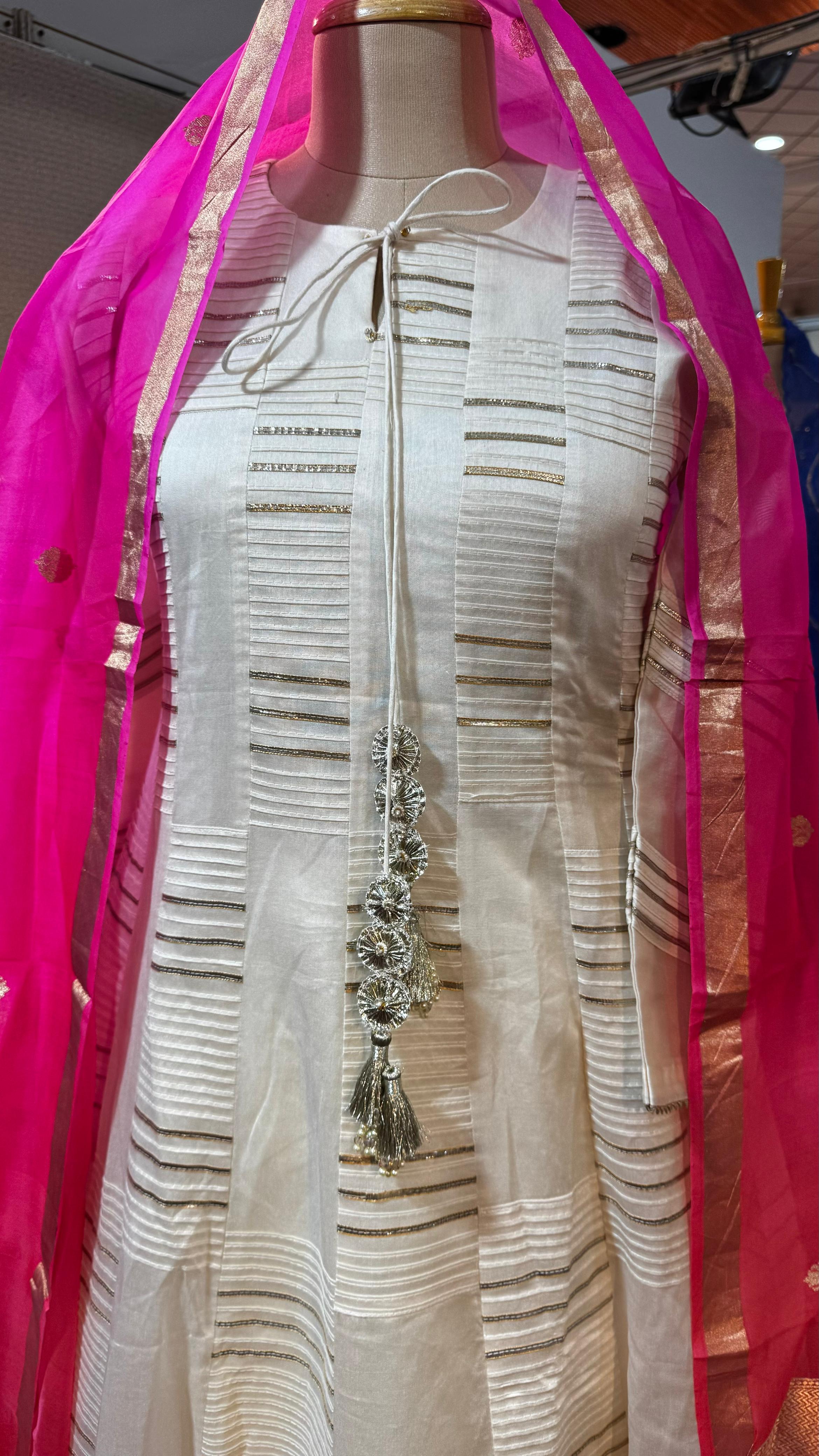 Decent Look Very Elegant Moonlit Graceful Anarkali Full Suit Set With Dupatta In Tissue Fabric- 11093