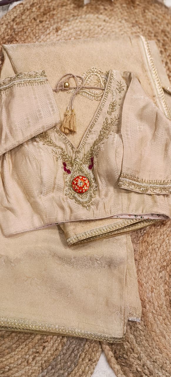 Hand Embroidery With Rajasthani Look Jewelry Work Blouse Ready To Wear Designer Saree In Silk Brocade Fabric