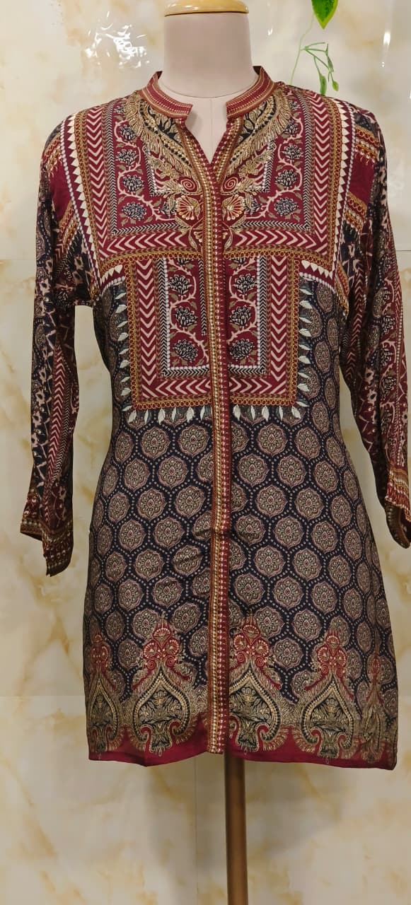 Royal Indigo Block Printed Short Kurti Only In Crepe Fabric