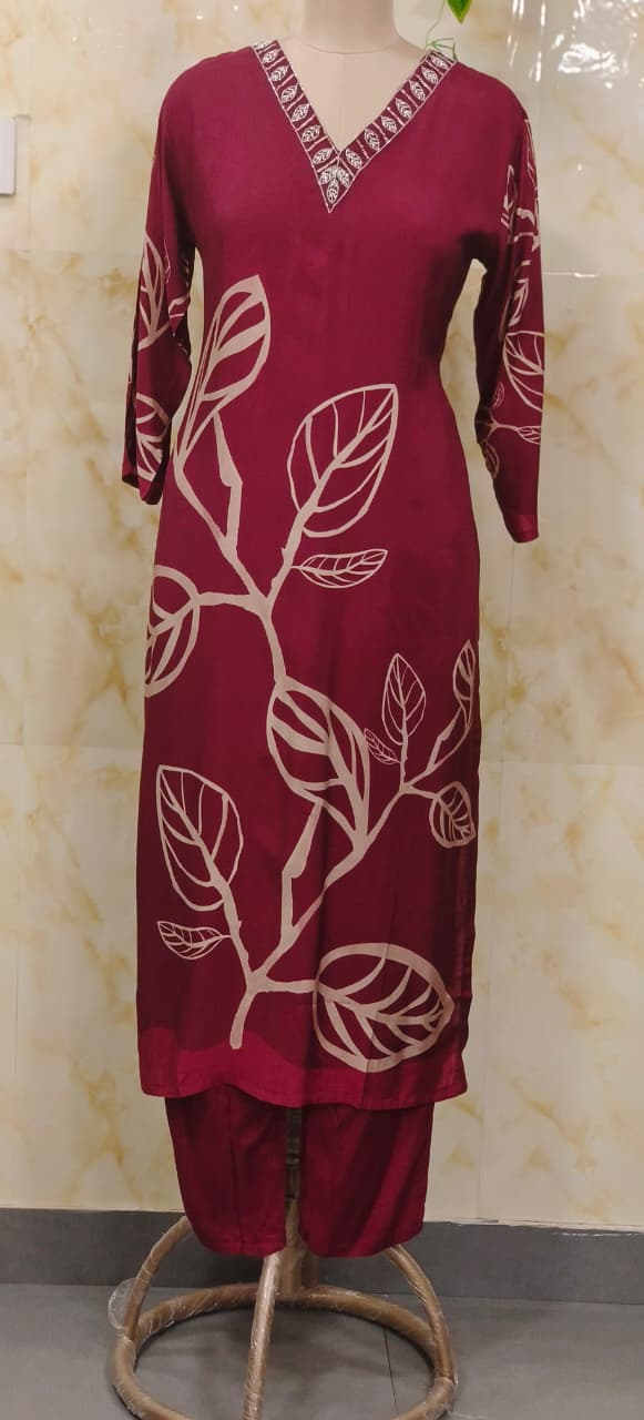Gaint Leafy Print V-Neck Beads Worked Kurta Pant Set In Muslin Fabric- 11632, 11633, 11634, 11635