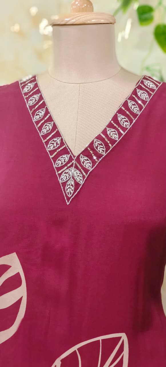 Gaint Leafy Print V-Neck Beads Worked Kurta Pant Set In Muslin Fabric- 11632, 11633, 11634, 11635