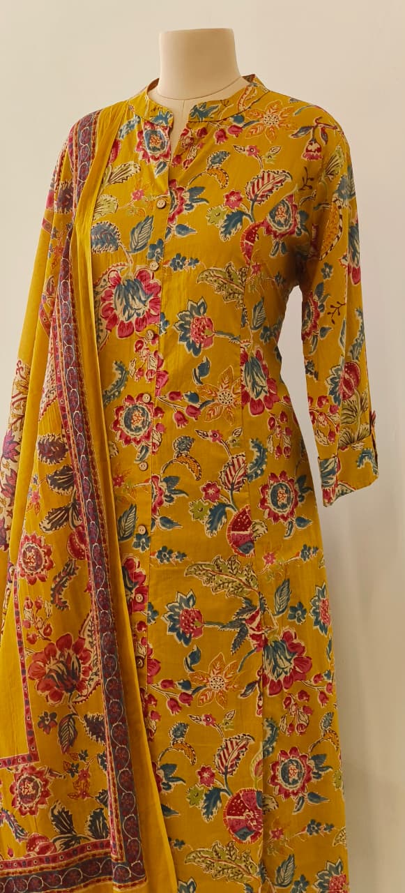 Multi Color Floral Printed Pure Cotton Casual Kurta Pant And Dupatta Full Set-12196