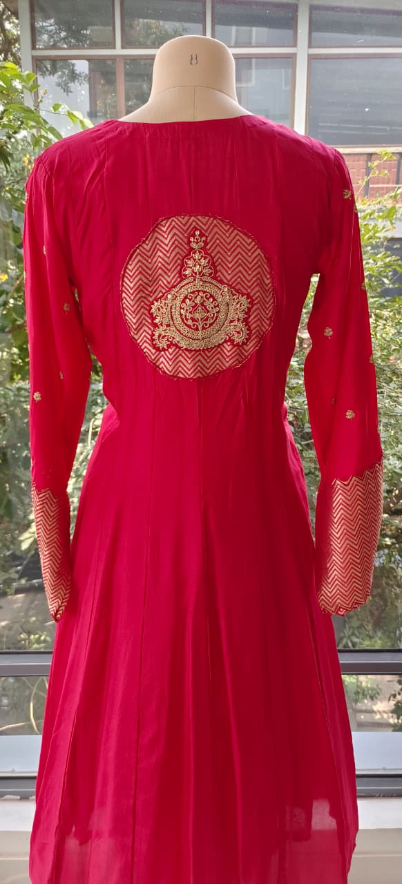 Premium Silk Anarkali Kurta Set Adorned with Detailed Golden Thread Embroidery and Coordinated Dupatta