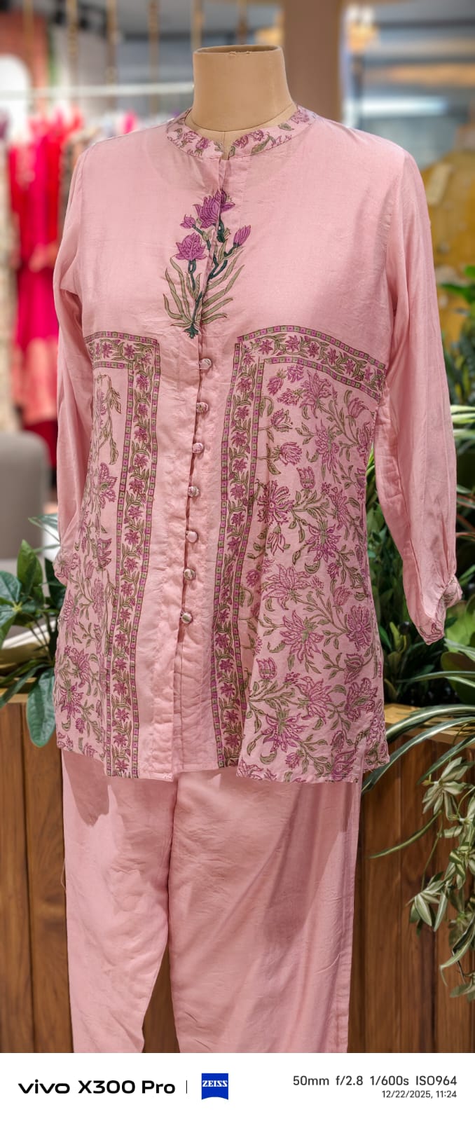 Placement Floral Art Buttoned Full Sleeve Collar Neck Cotton Co-Ord Set With Separate Inner- 12980