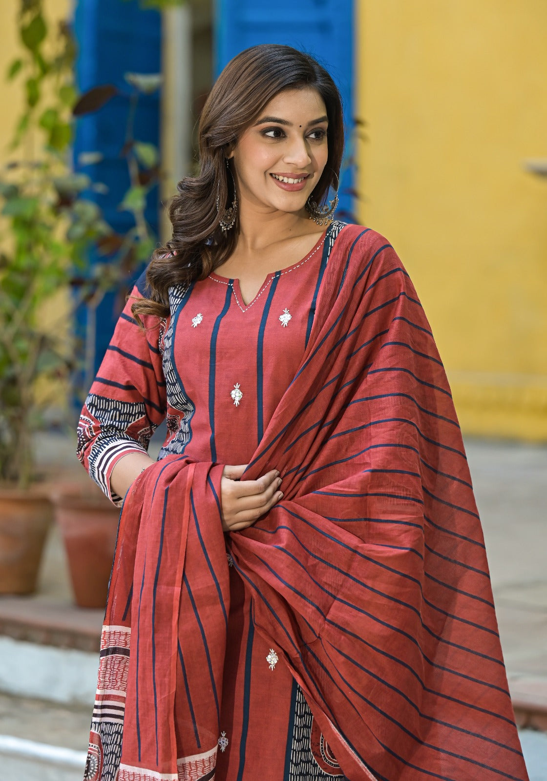 Minimal Striped Round Printed Cotton Full Suit Set With Dupatta