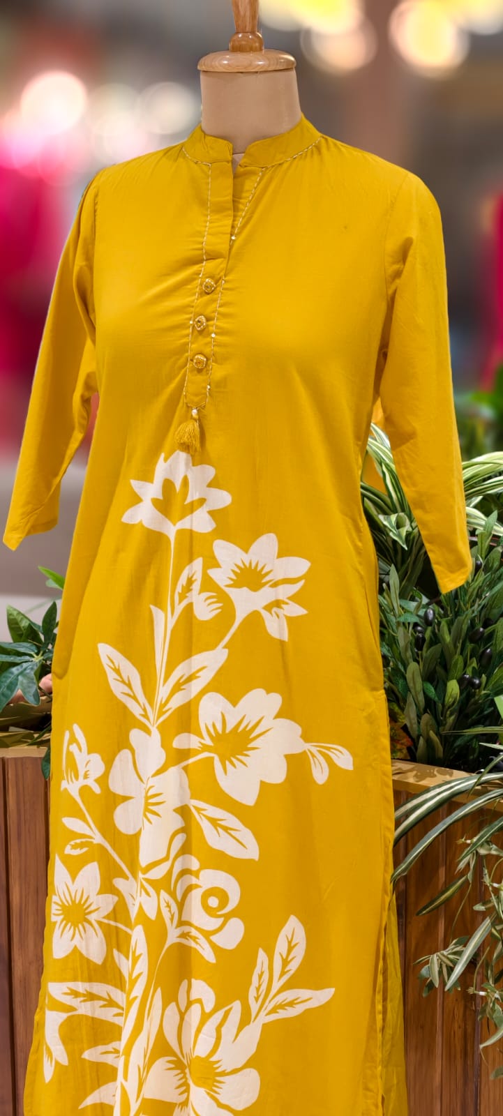 Buttoned & Thread Minimal Neck Line Printed Kurta Pant Set In Cotton Fabric- 13008