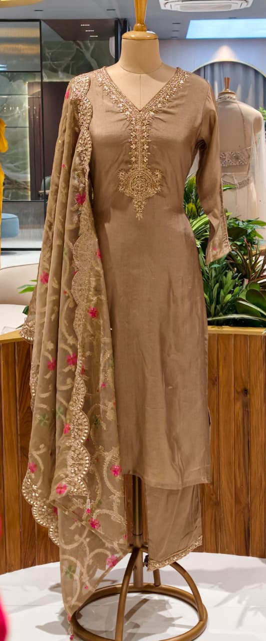 Kundan Look Golden Zardosi Work Cut-Work Grand Floral Dupatta Tissue Full Suit Set- 13050