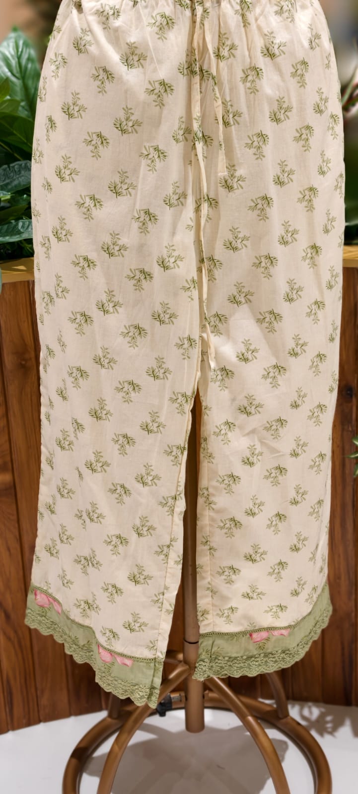 Rose Floral Printed Cut-Work Crosia Lace A-Line Full Suit Set With Dupatta In Cotton Fabric-