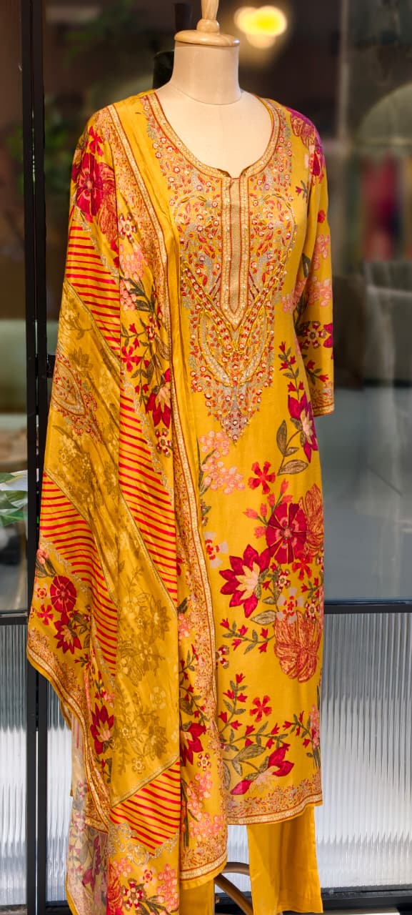 Digital Floral Placement Print Straight Full Suit Set With Dupatta In Muslin Fabric- 13153