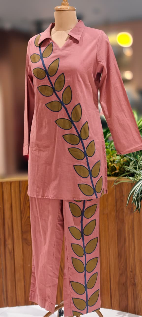 Placement Leafy Print Solid Color Matching Collared Co-Ord Set In Cotton Fabric-13219