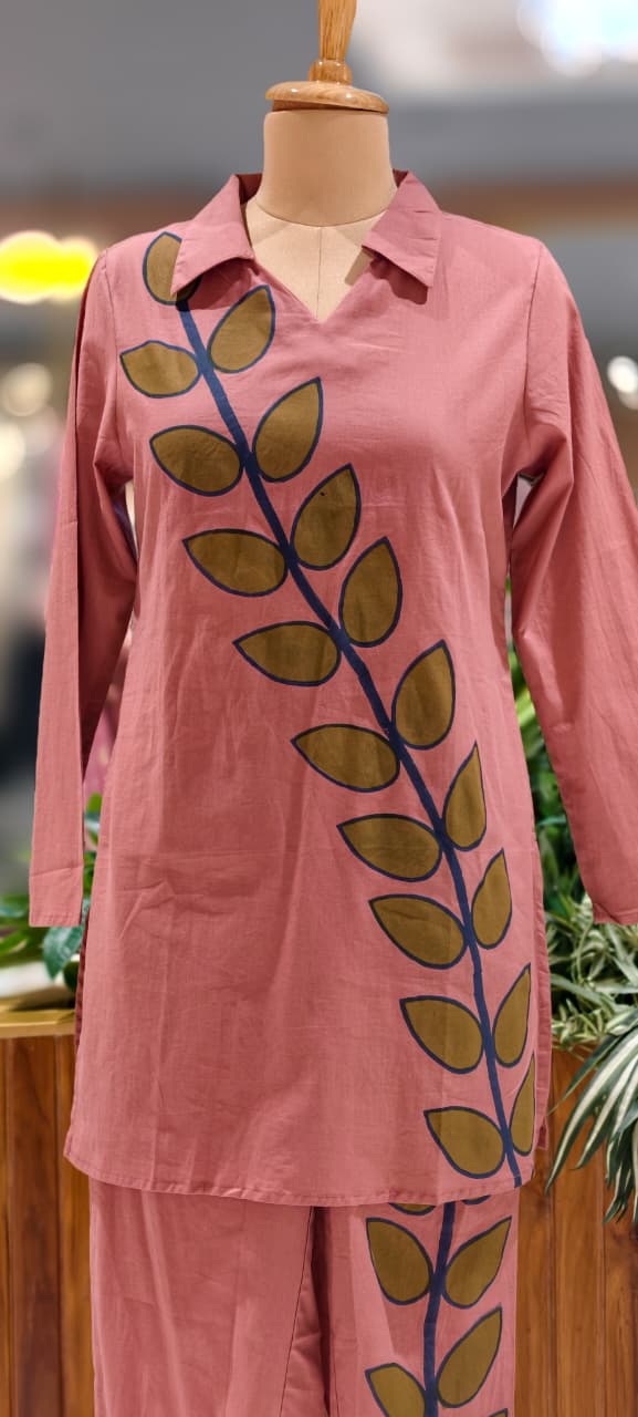 Placement Leafy Print Solid Color Matching Collared Co-Ord Set In Cotton Fabric-13219