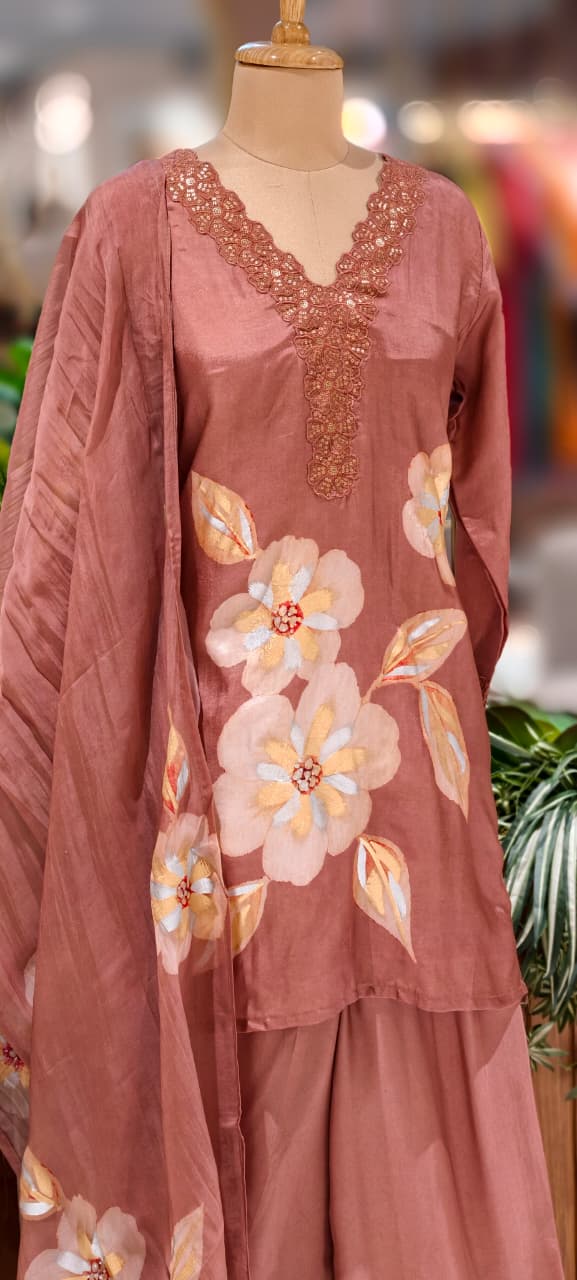 Floral Patch With Cut-Work Neck Line Full Suit Set With Dupatta & Farsi Shalwar-13231(Loose Fit)