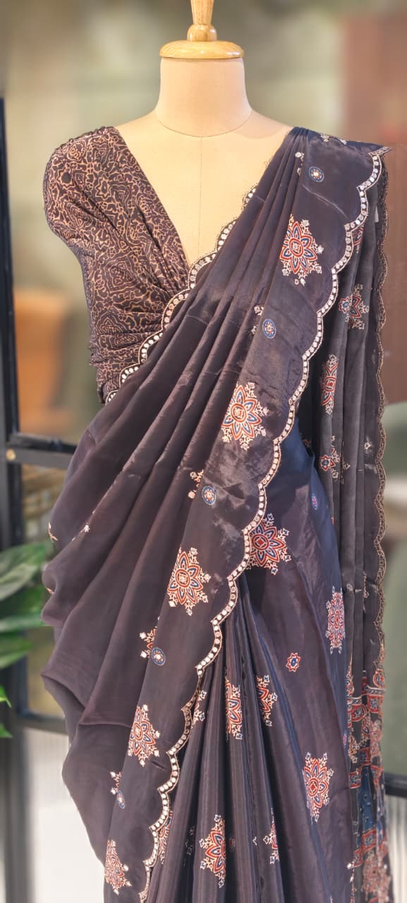 Royal Intricate Motifs Rich Pallu Designer Saree With Unstitched Blouse- 13345