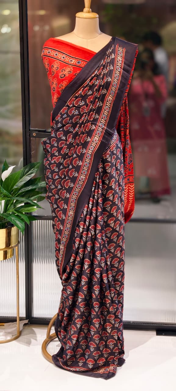 Vanika Floral Ethnic Print Dark Shade Saree With Unstitched Blouse