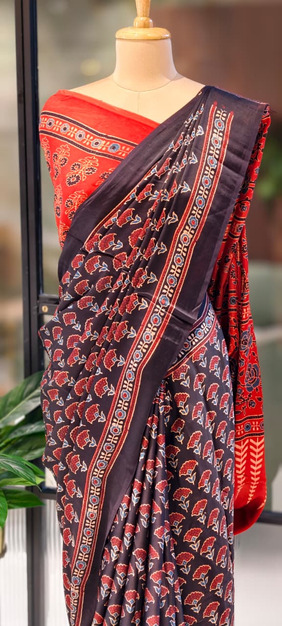 Vanika Floral Ethnic Print Dark Shade Saree With Unstitched Blouse