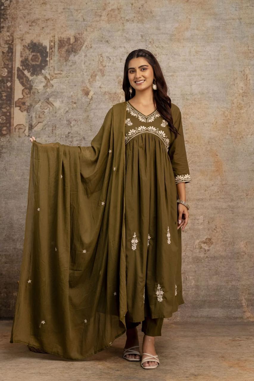 Alia Cut Rich Thread Embroidery Solid A-Line Full Suit Set With Dupatta In Cotton Fabric