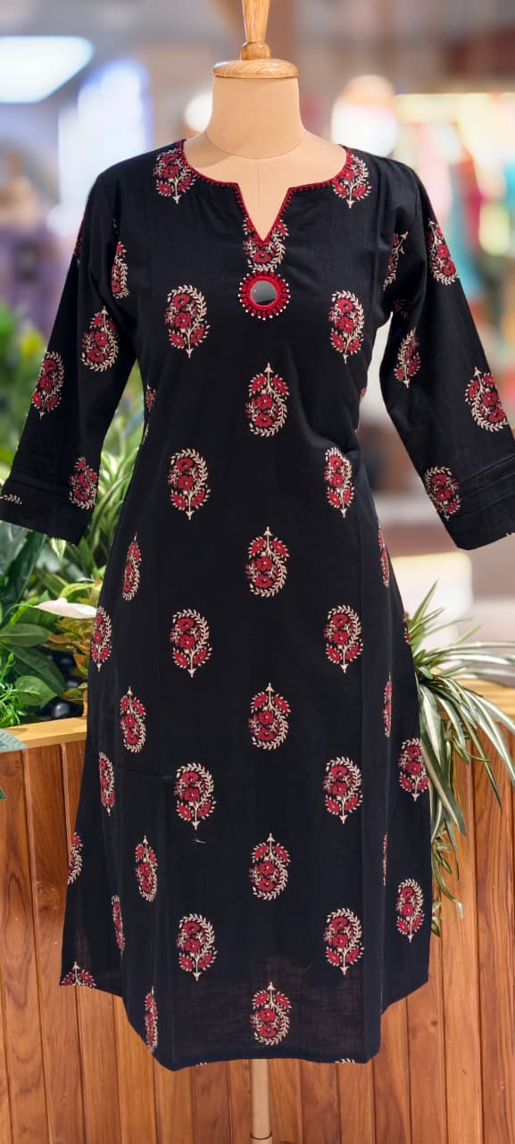 Banjara Bliss Printed V-Notch Neckline Printed A-Line Kurti Only-13523