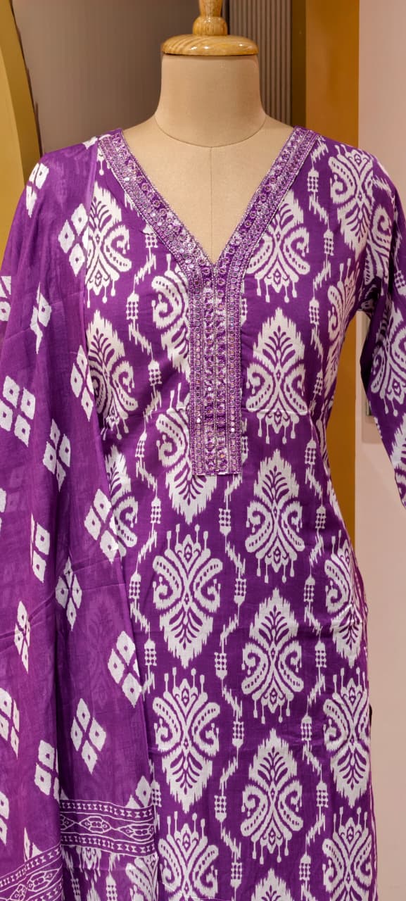 Linear Abstract Print Thread Embroidered Neck Line Cotton Full Suit Set With Dupatta