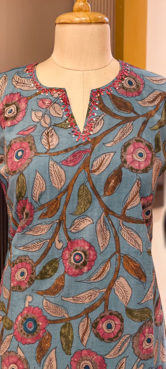 Gardenia Printed Minimal Neckline Long Kurti Only In Cotton Fabric- 13522