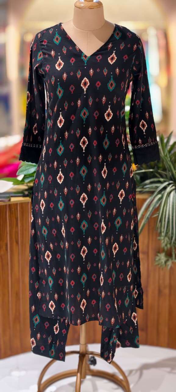 Thread Embroidered Cut-Work Laced Detechable Jacket With Printed Cotton Kurta Pant- 13586