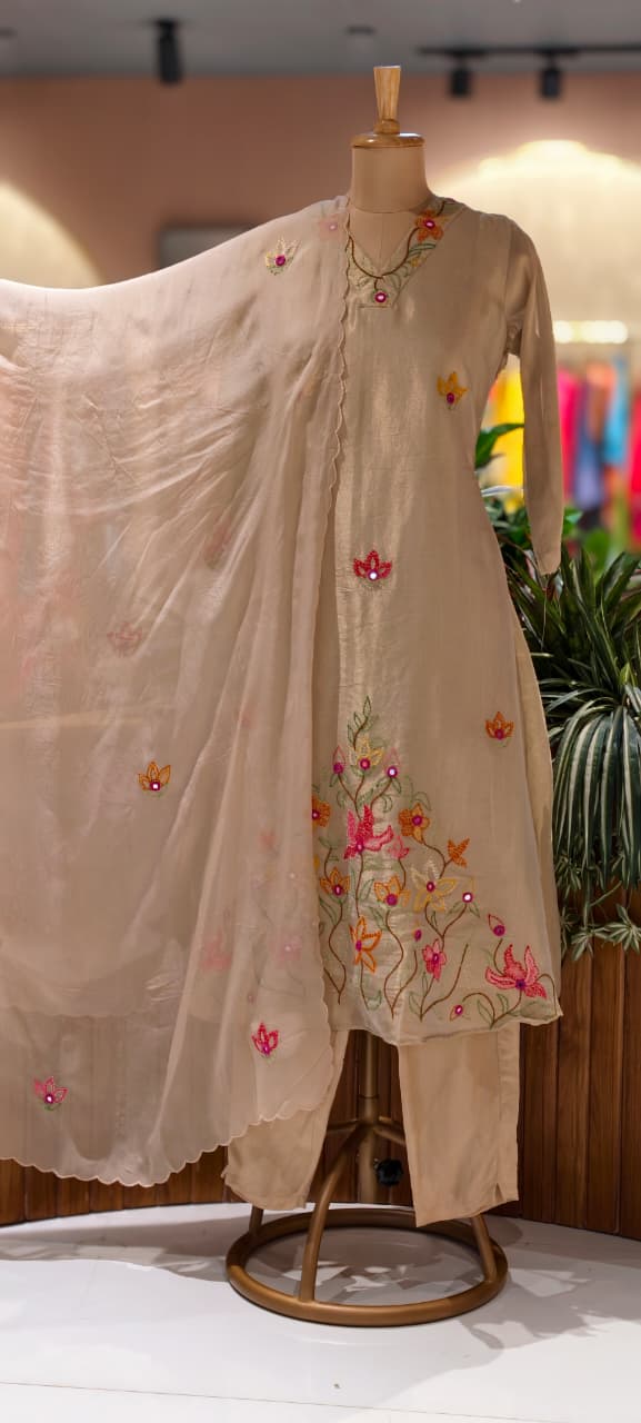 Grand Floral Katha Stich Thread Embroidery A-Line Full Suit Set With Dupatta In Tissue Fabric- 13451