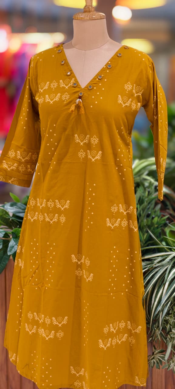 Solid Kurta With Real Mirror Neck Line Tiny Birds & Polka Print In Cotton Fabric- 13519