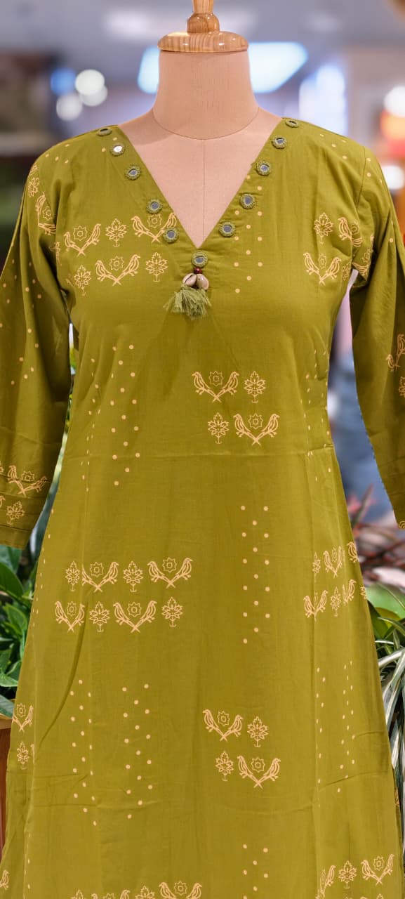 Solid Kurta With Real Mirror Neck Line Tiny Birds & Polka Print In Cotton Fabric- 13519