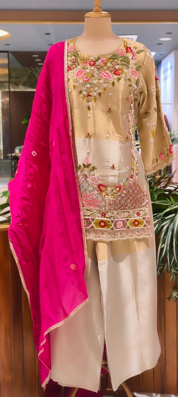 Grand Floral Blossom Intricate Thread Embroidery With Stone Upwork Classic Tale Heavy Full Suit Set With Dupatta In Tissue Fabric- 13811