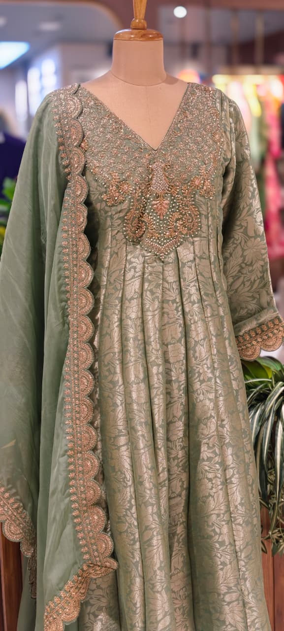Jacquard Pattern Stunning Heavy Neck Embroidery Brocade Panel Anarkali Full Set- 14072