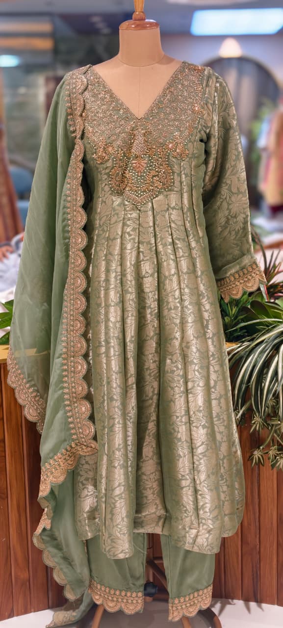 Jacquard Pattern Stunning Heavy Neck Embroidery Brocade Panel Anarkali Full Set- 14072