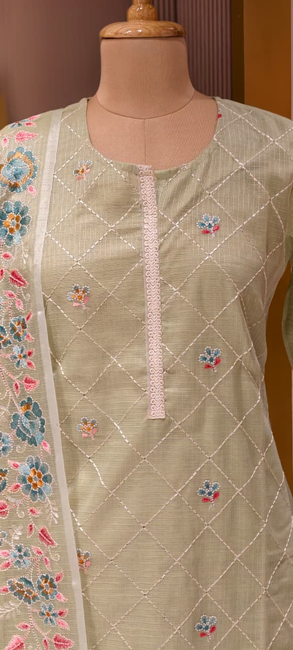 Intricate Floral Fine Embroidery Zig-Zag Thread Work Jute Cotton Full Suit Set With Dupatta-13574 RB140