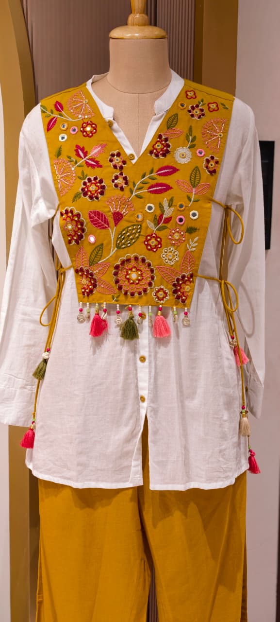 Boho Shell Tasseled Floral Embroidery Unqiue Kind Tie-Up Co-Ord Set-13961