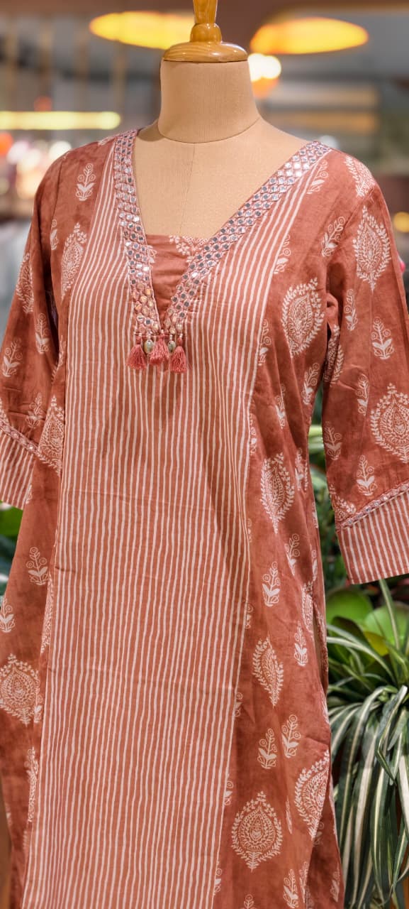 Linear Stripe & Printed Unique Glass Neck Line Tasseled Cotton Kurti Only-14273 RB241