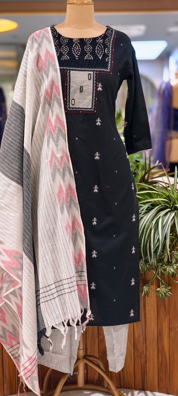 Glamrous Contrasted Black & White Embroidered Handloom Cotton Full Suit Set With Kota Doria Dupatta- 14351 RB266