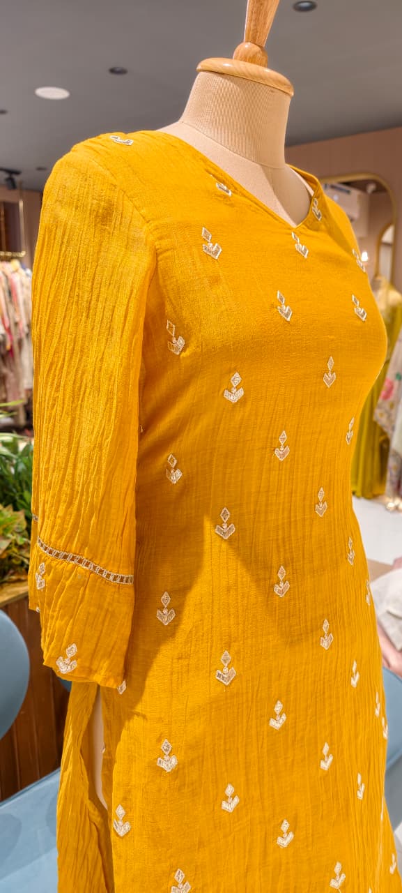 Pure Banarasi Mul Chanderi Golden Inticate Spread Work A-Line Kurta Pant Set- 14300