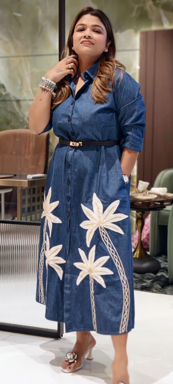 Chic Palm Embroidery Denim Longline Denim Shirt Dress- 14465 Loose Fit (Belt Only For Reference)
