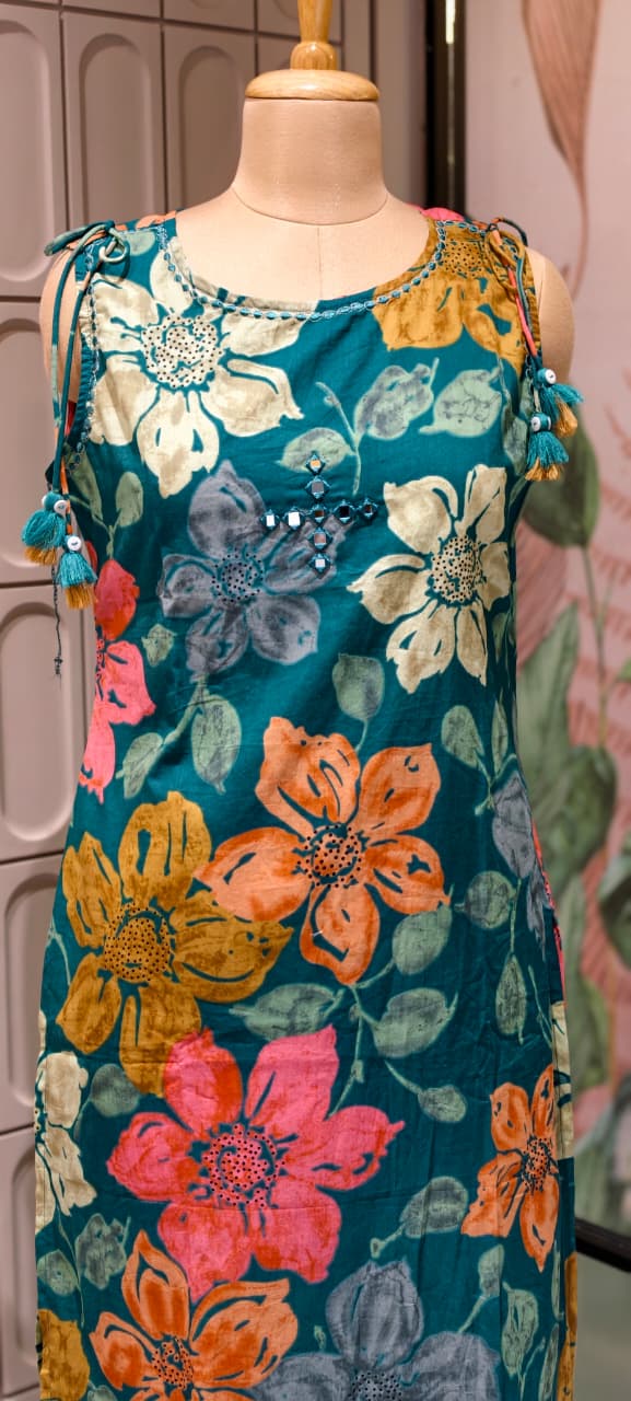 Hand-Block Paisley & Floral Burst Sleeveless Cotton Kurta Pant Set with Tassel Accents- 14503 RB287