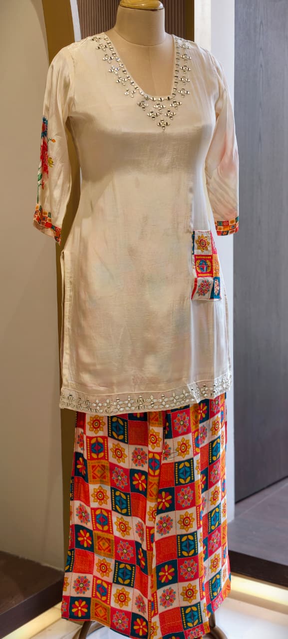Rajasthani-Inspired Patchwork High-Contrast Printed Crepe Co-Ord Set (SLIGHTLY LEAN FIT)- 14542,44 RB342