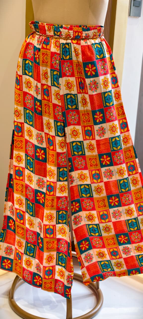 Rajasthani-Inspired Patchwork High-Contrast Printed Crepe Co-Ord Set (SLIGHTLY LEAN FIT)- 14542,44 RB342